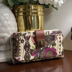 Sakroots Convertible Wallet Crossbody Owl Floral Mandala Boho Wristlet 2-straps